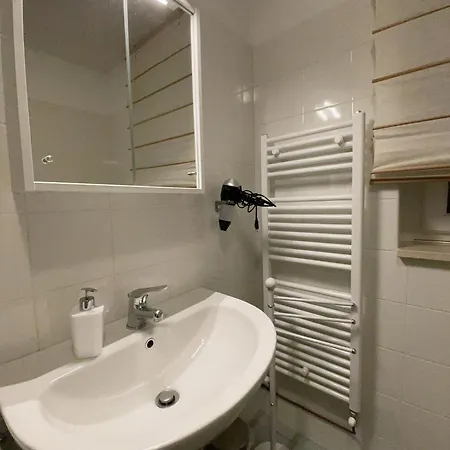Le Sorbole Bed & Breakfast 4*