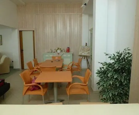 Le Sorbole Bed & Breakfast