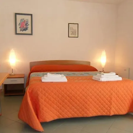 Le Sorbole Bed & Breakfast