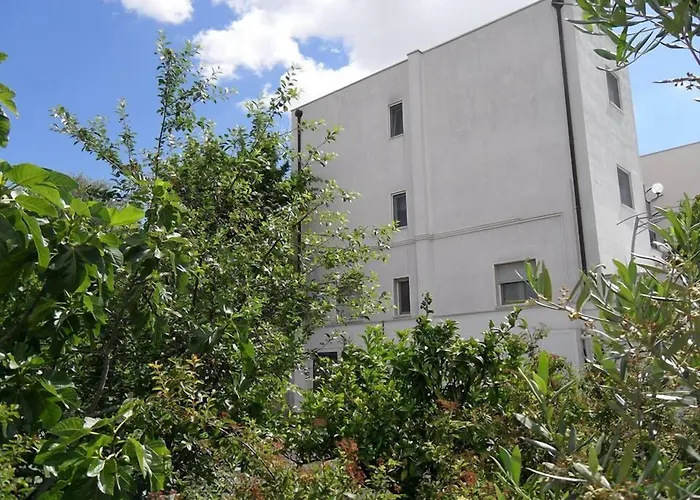 Le Sorbole 4* Matera